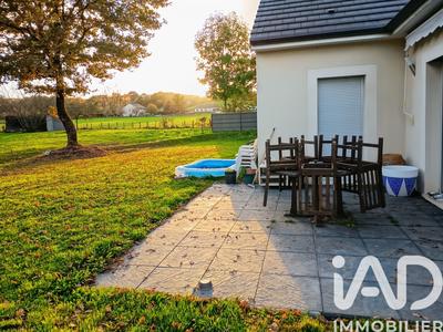 Maison - 102 m² - 4 pièces