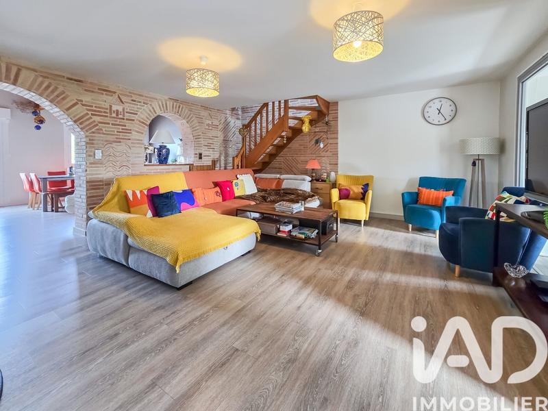 Maison - 185 m² - 6 pièces