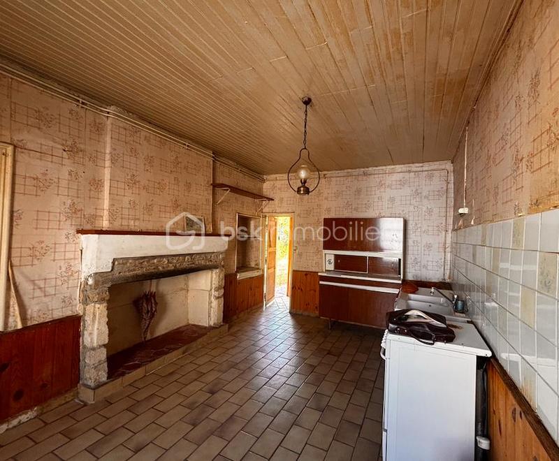 Demeure - 140 m² - 5 pièces