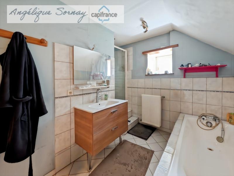 Maison - 101 m² - 4 pièces