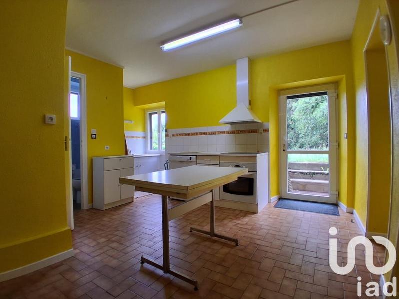 Maison - 161 m² - 9 pièces