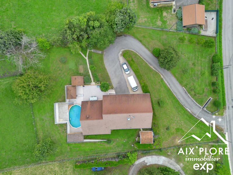 Maison - 167 m² - 6 pièces