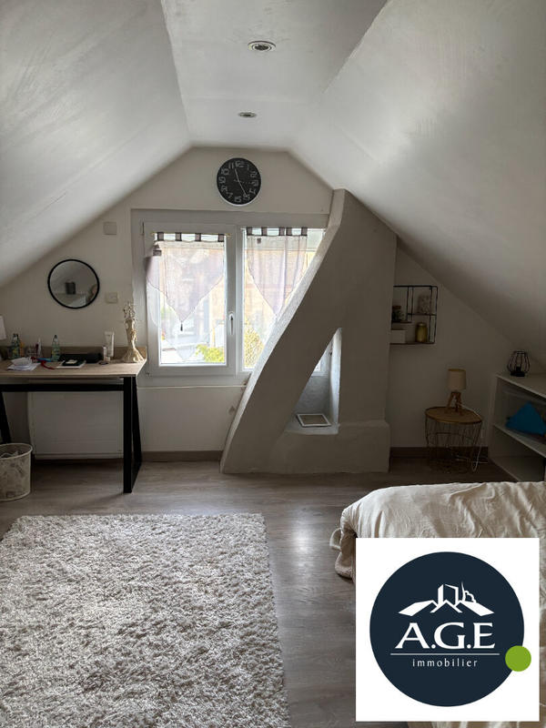 Maison - 145 m² - 7 pièces