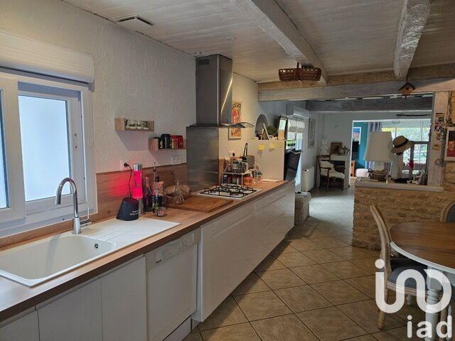 Maison - 176 m² - 8 pièces