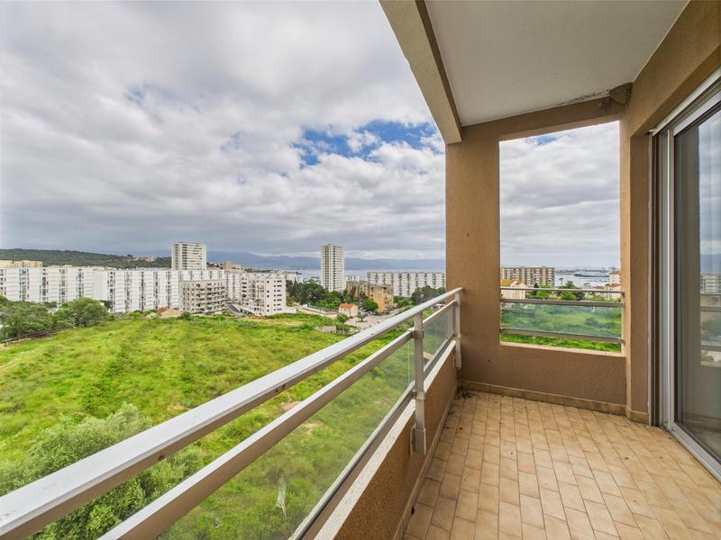 Appartement - 83 m² - 3 pièces