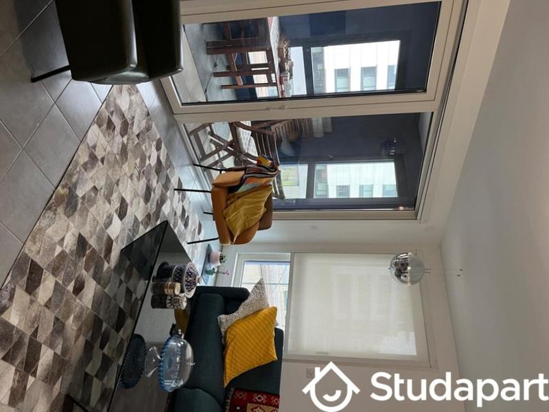 Chambre - 9 m² - 1 pièce