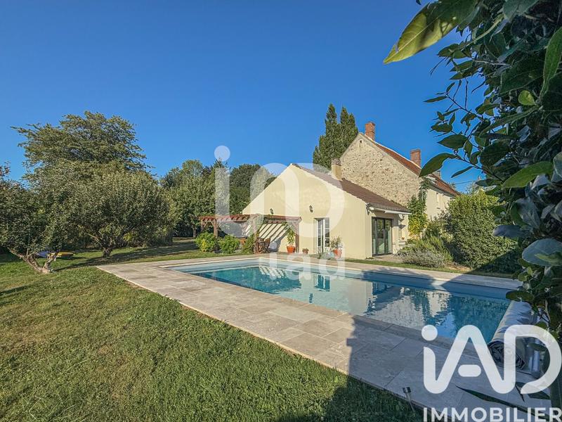 Maison - 250 m² - 9 pièces