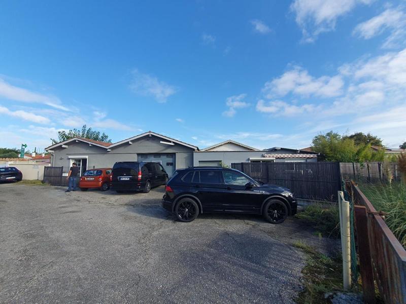 Local d'activité / Entrepôt - 415 m²