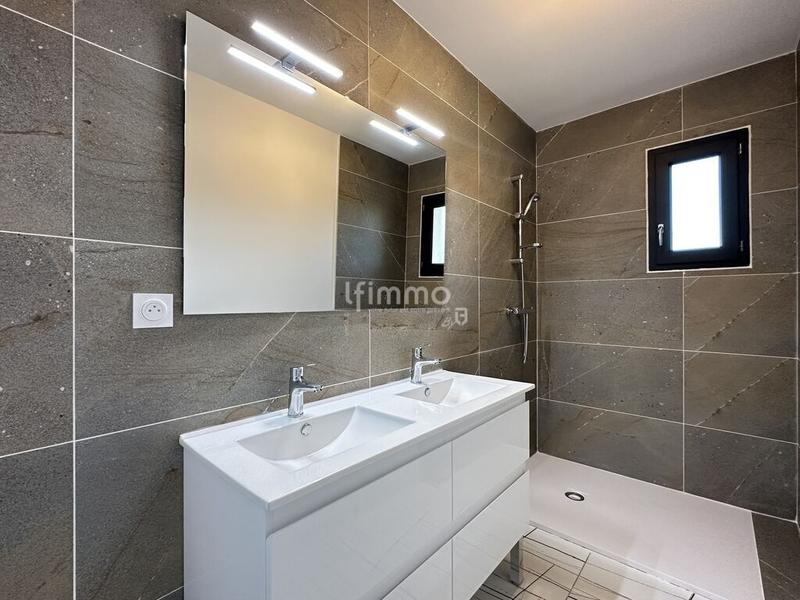 Villa - 128 m² - 4 pièces