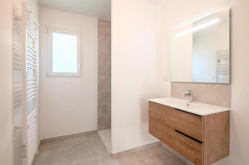 Maison - 183 m² - 6 pièces