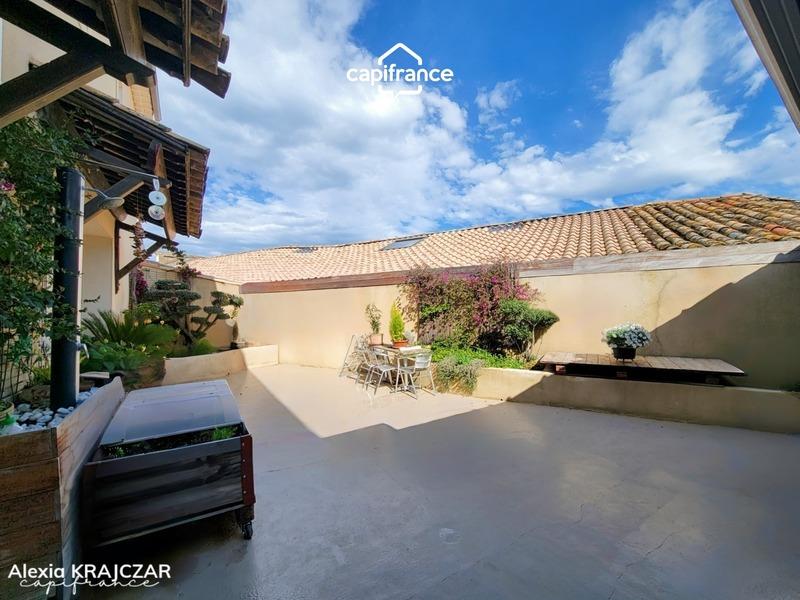 Maison traditionnelle - 139 m² - 4 pièces