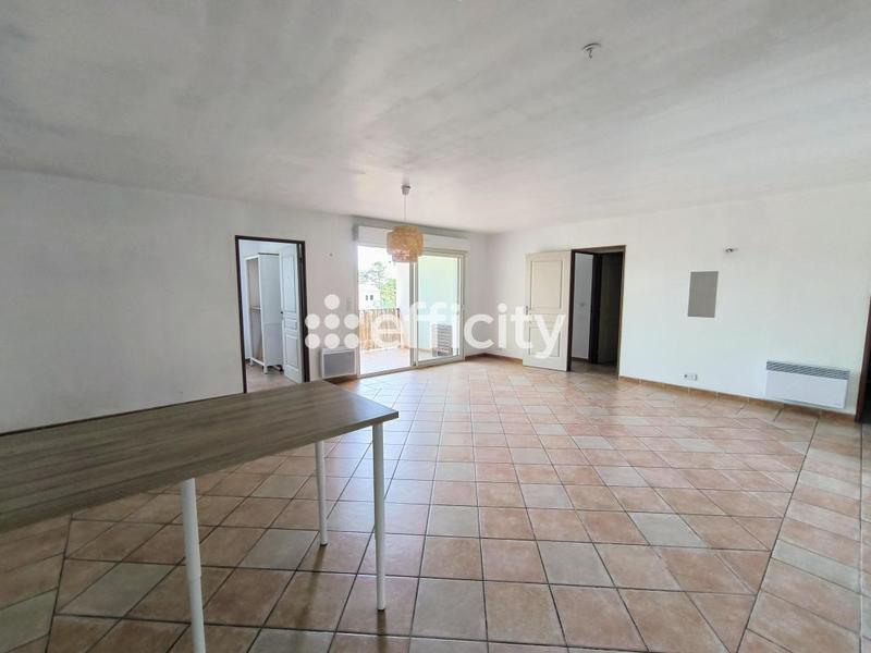 Appartement - 75 m² - 3 pièces