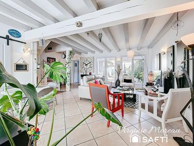 Maison - 96 m² - 6 pièces