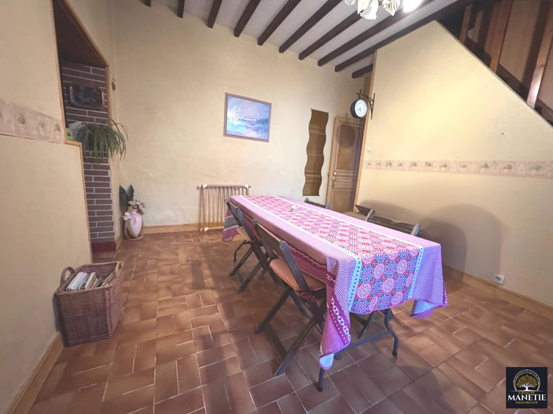 Maison - 92 m² - 6 pièces