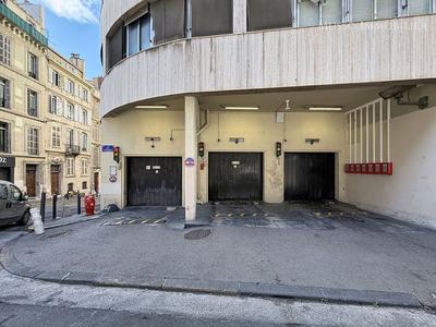 Parking / Garage - 9 m²