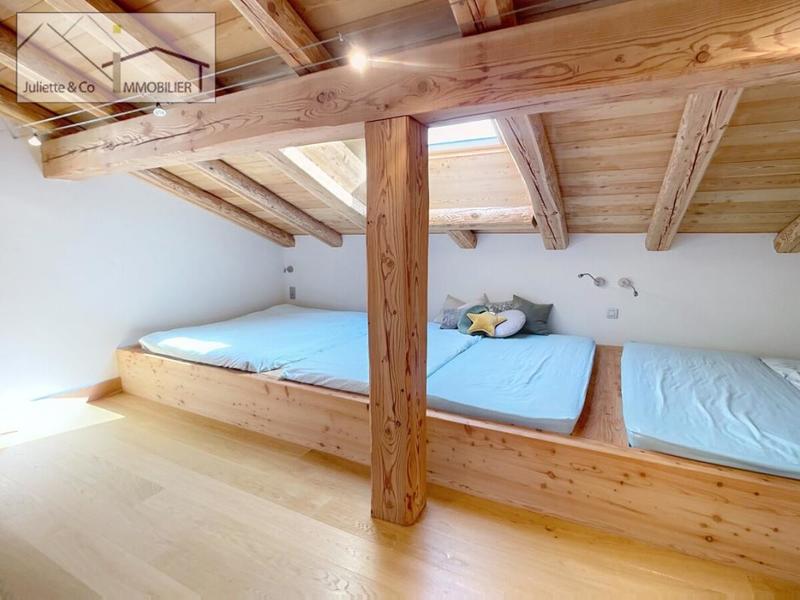 Maison - 180 m² - 5 pièces