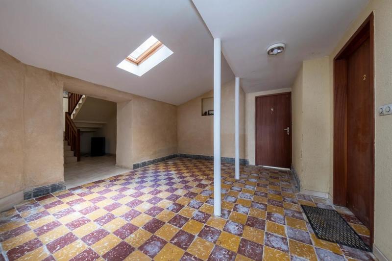Maison - 333 m² - 15 pièces