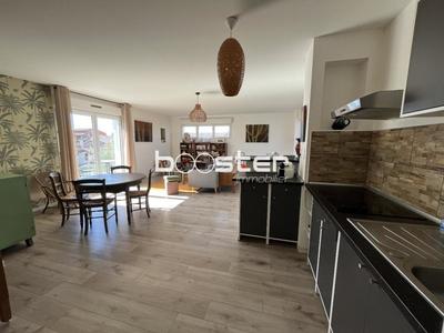 Appartement ancien - 76 m² - 3 pièces