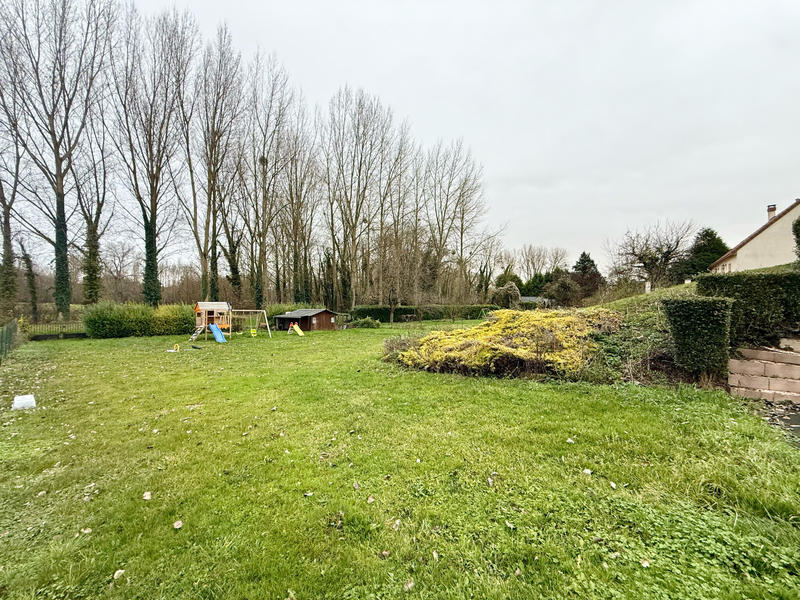 Maison - 99 m² - 5 pièces