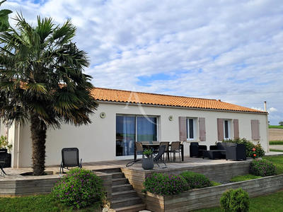 Maison - 140 m² - 5 pièces