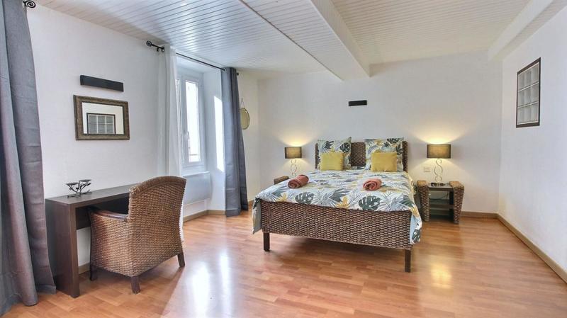 Maison de village - 122 m² - 6 pièces