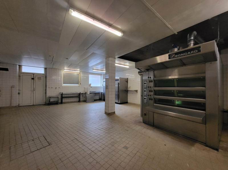 Local commercial - 157 m²