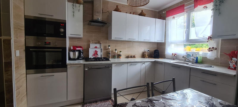 Maison - 149 m² - 7 pièces