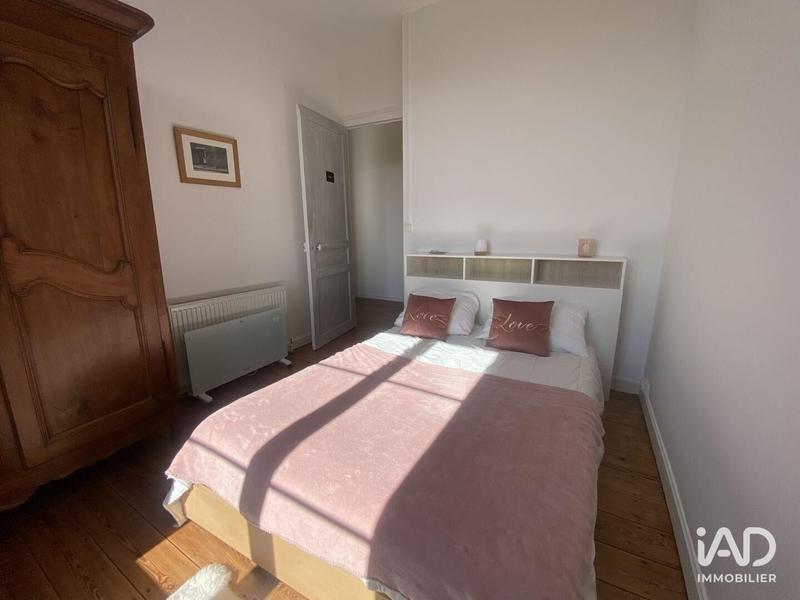 Maison - 300 m² - 6 pièces