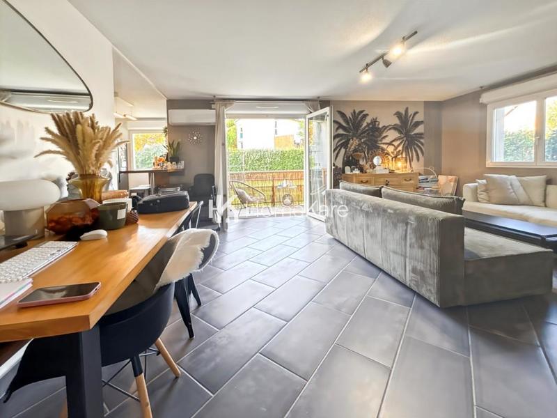 Appartement - 65 m² - 3 pièces