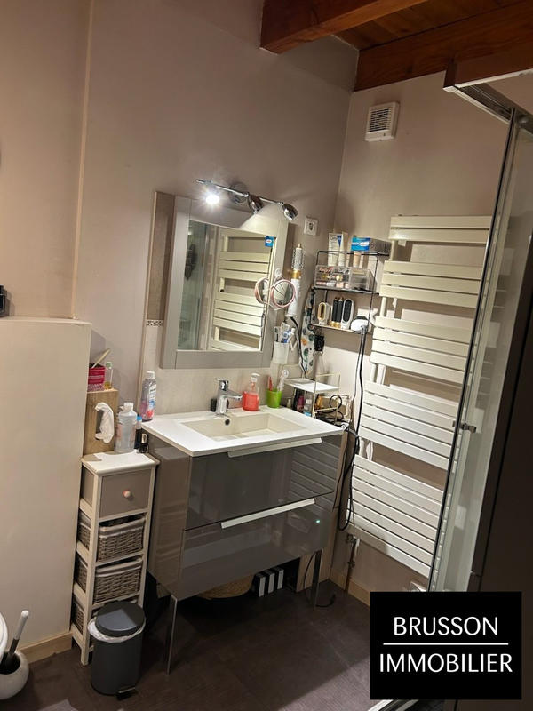 Maison - 184 m² - 9 pièces