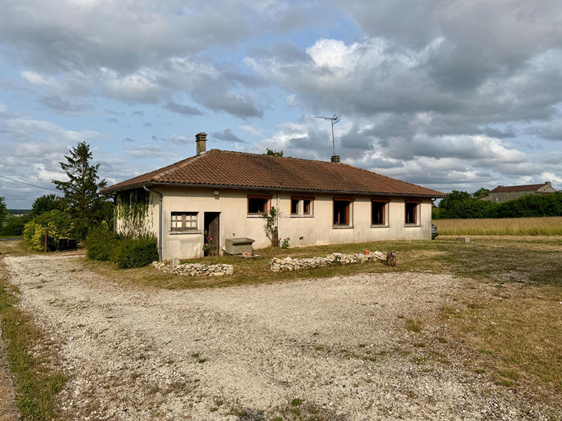 Maison - 95 m² - 5 pièces