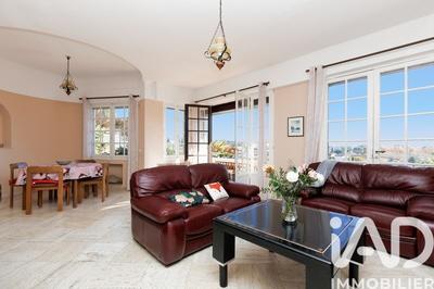 Maison - 180 m² - 6 pièces