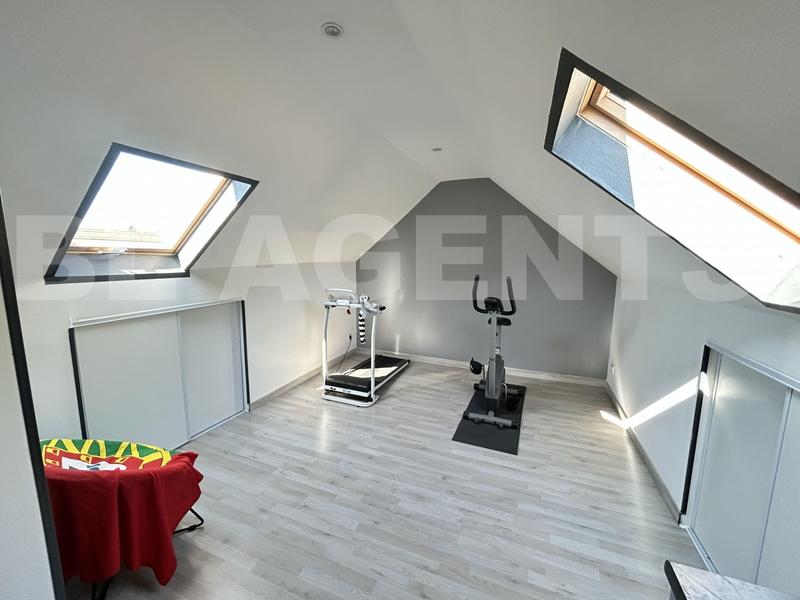 Maison - 144 m² - 6 pièces