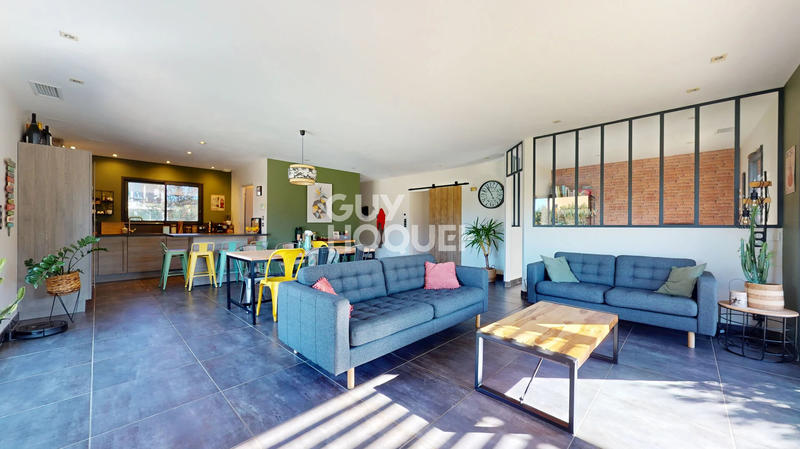 Maison - 121 m² - 5 pièces