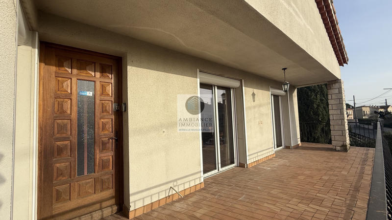 Maison - 159 m² - 7 pièces