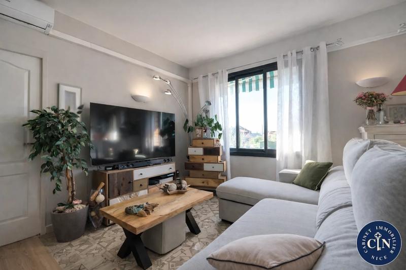 Appartement - 87 m² - 4 pièces