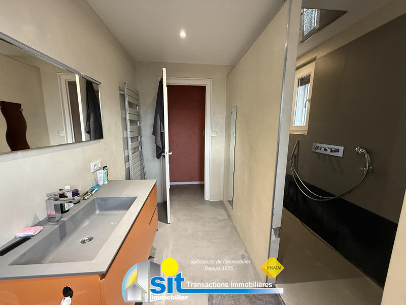 Maison - 192 m² - 7 pièces