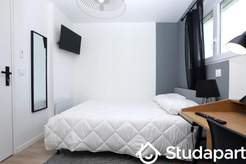 Chambre - 10 m² - 1 pièce