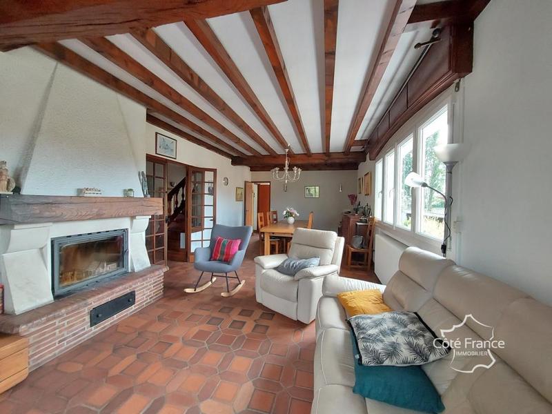 Maison - 200 m² - 7 pièces