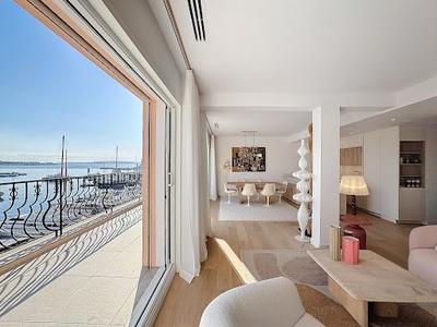 Appartement - 120 m² - 4 pièces