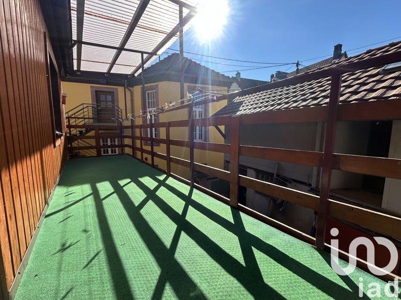 Maison - 235 m² - 9 pièces