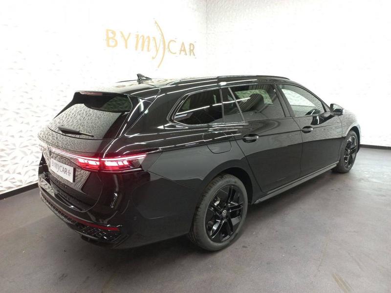 Volkswagen Passat 1.5 eHybrid 272 Dsg6 R-Line