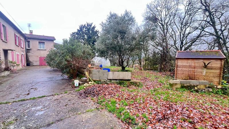 Maison - 215 m² - 6 pièces