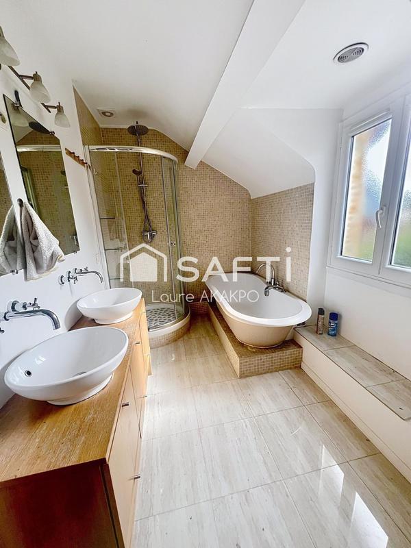 Maison - 87 m² - 3 pièces