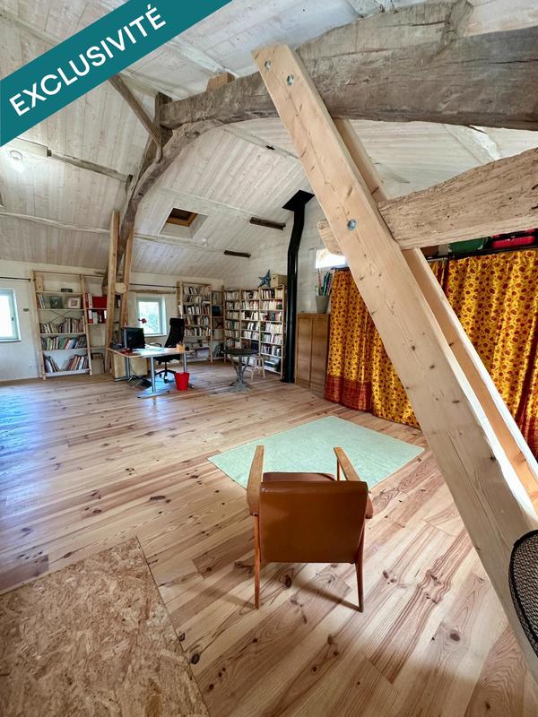 Maison - 271 m² - 9 pièces