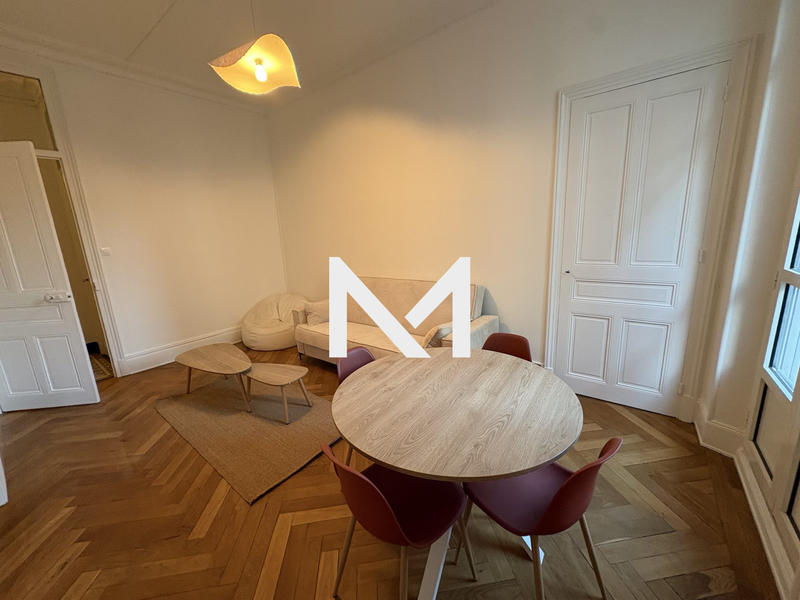 Appartement - 67 m² - 3 pièces