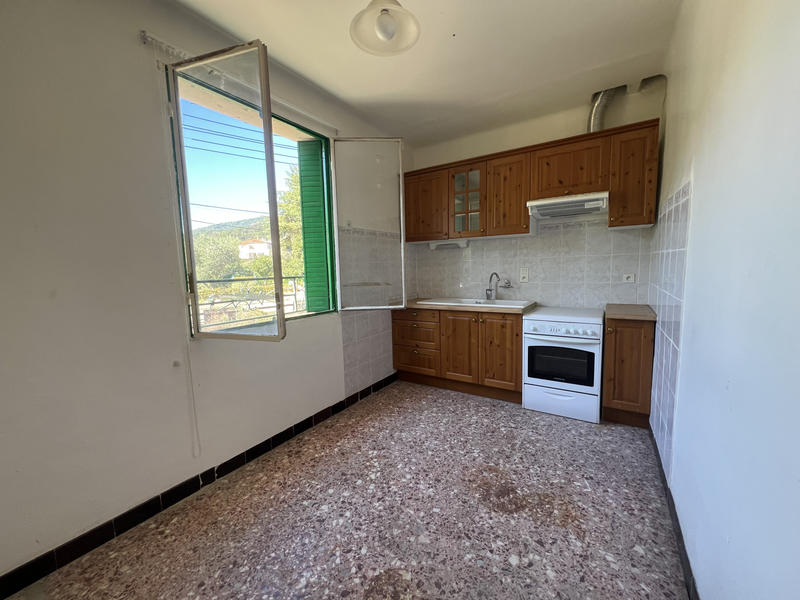 Maison - 139 m² - 9 pièces