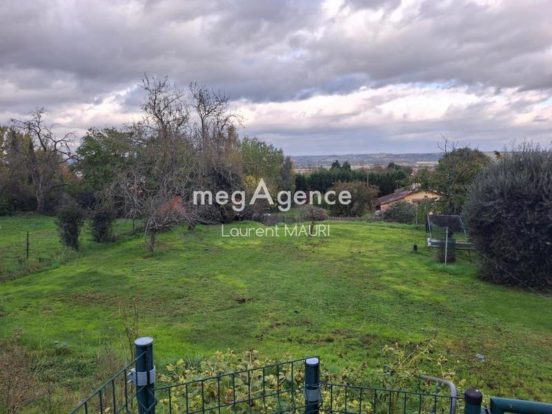 Terrain constructible - 1 227 m²