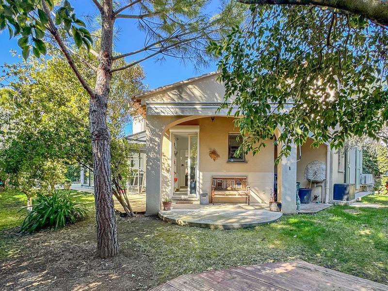 Villa - 206 m² - 5 pièces