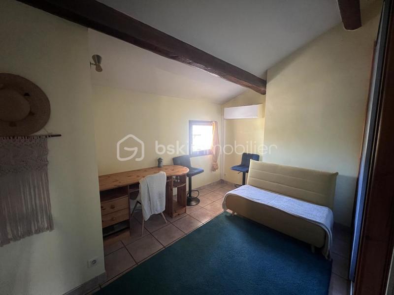 Maison en pierre - 223 m² - 9 pièces